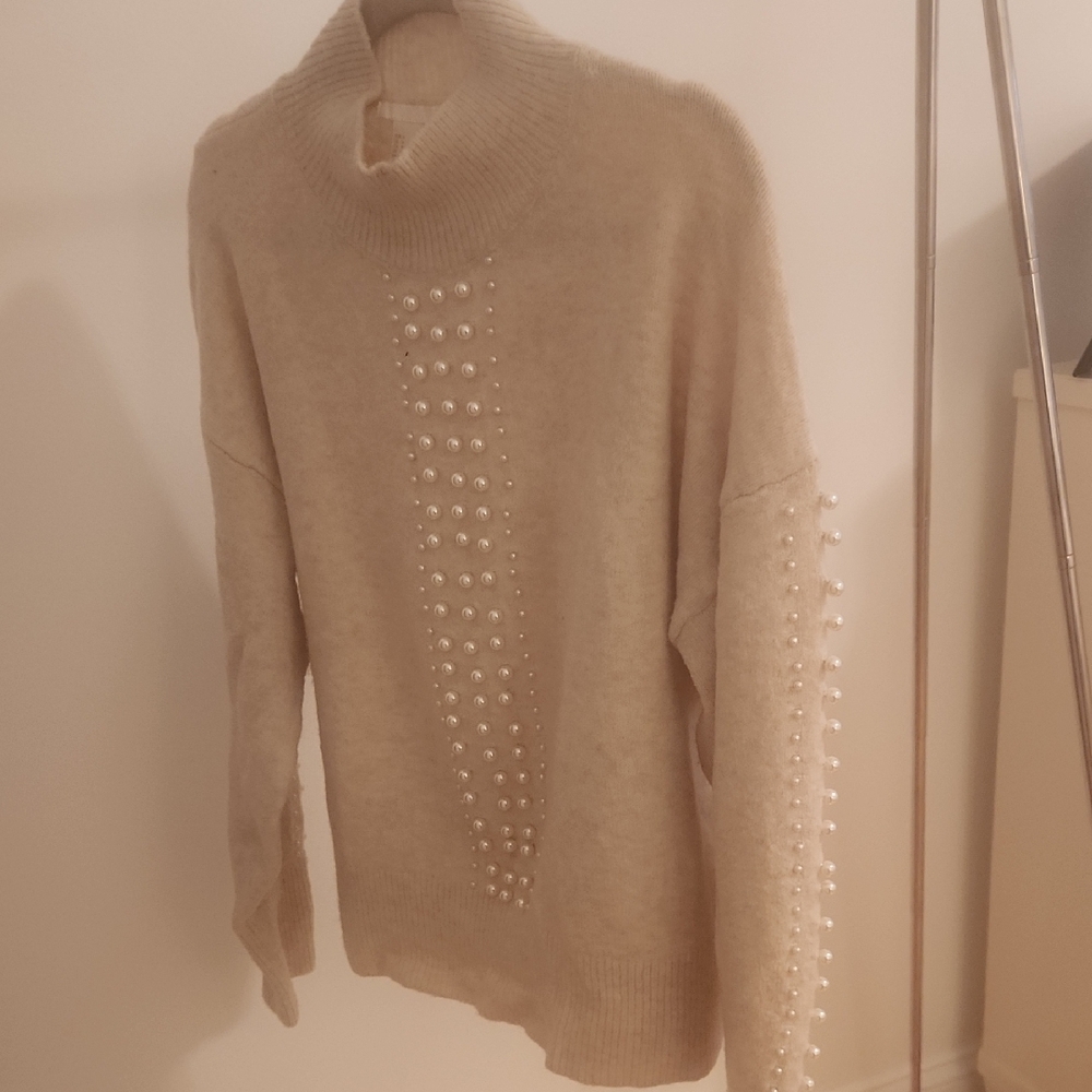 H&M White Cowl Neck Sweater with Decorative Dots